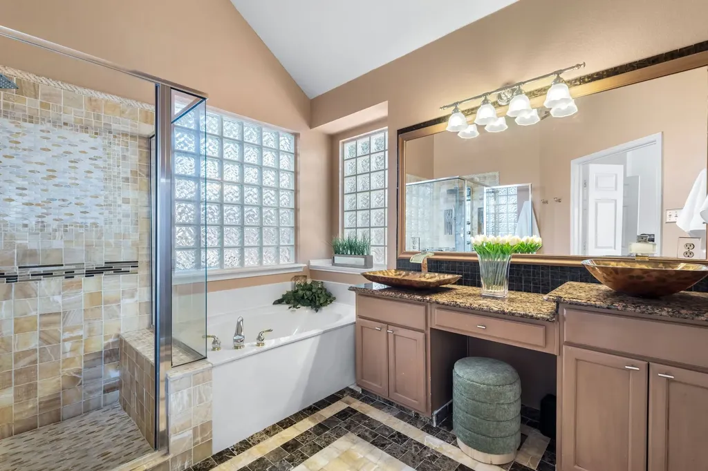 2316 Vetchling Circle Plano TX 75025