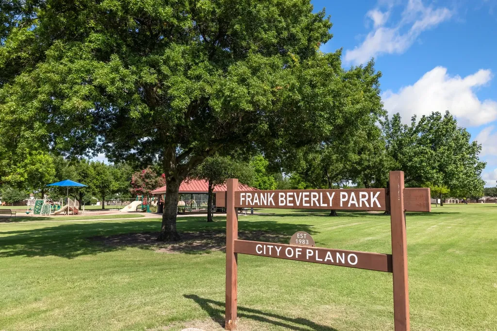 2316 Vetchling Circle Plano TX 75025