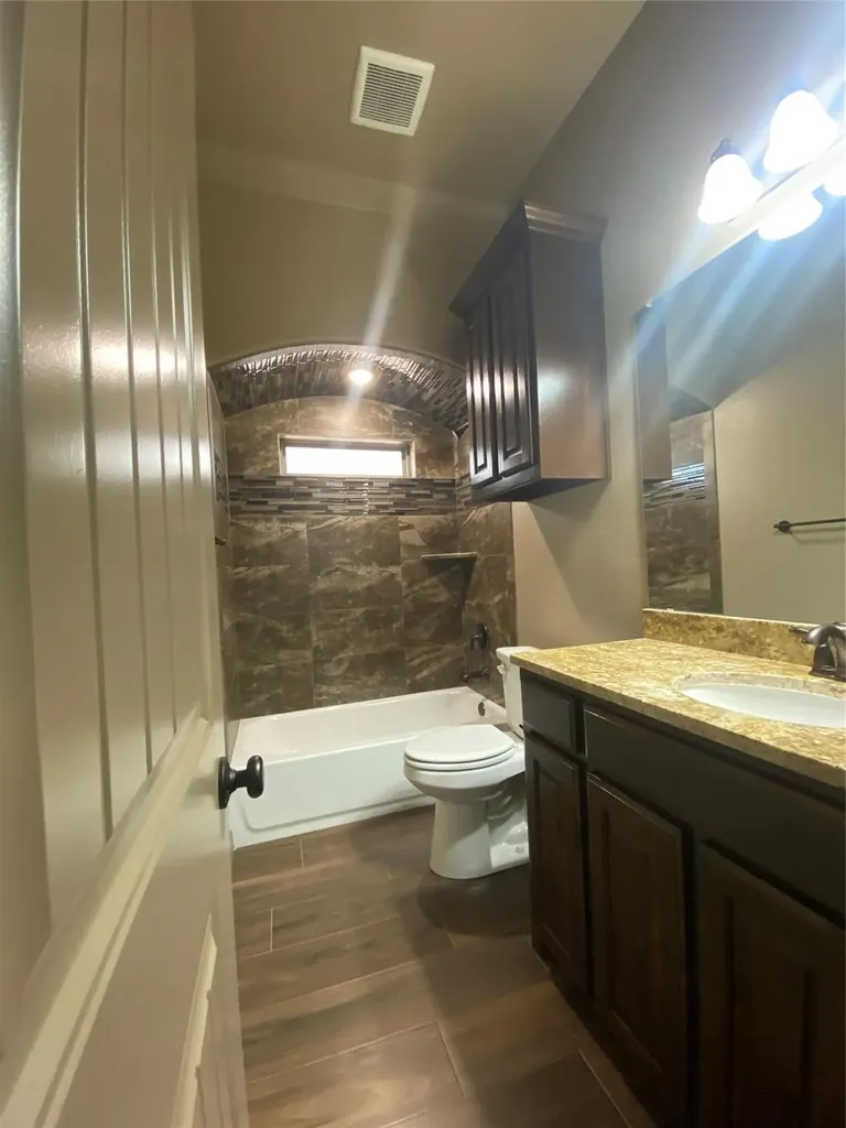 3318 White Horse Drive Granbury TX 76049