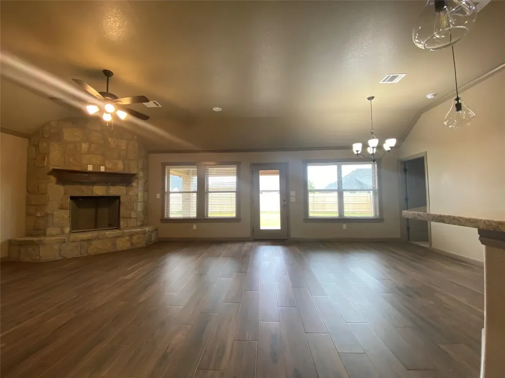 3318 White Horse Drive Granbury TX 76049