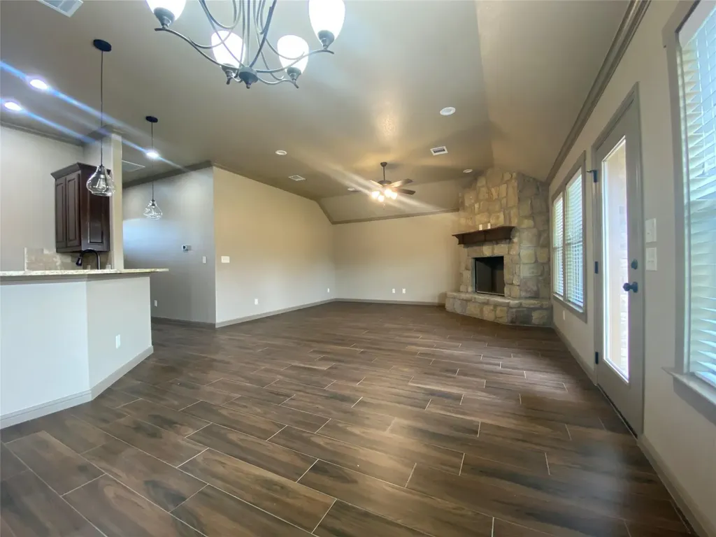 3318 White Horse Drive Granbury TX 76049