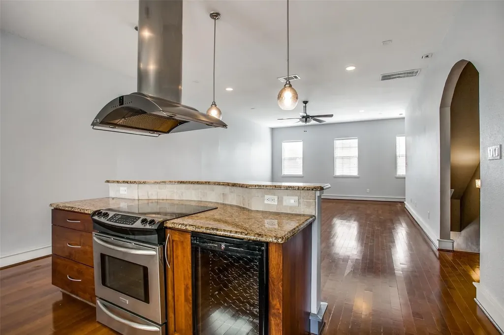 3405 Bryan Street Dallas TX 75204