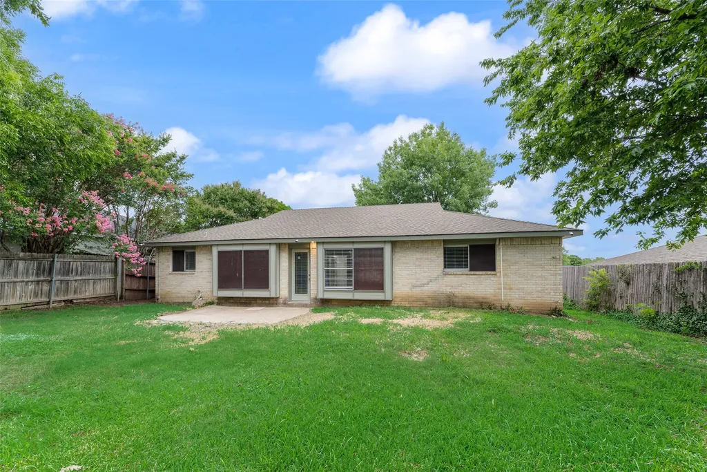2514 Bobwhite Boulevard Mesquite TX 75149
