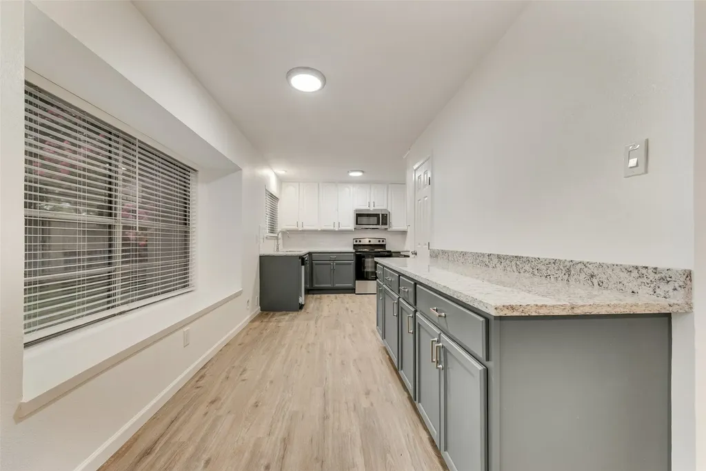 2514 Bobwhite Boulevard Mesquite TX 75149