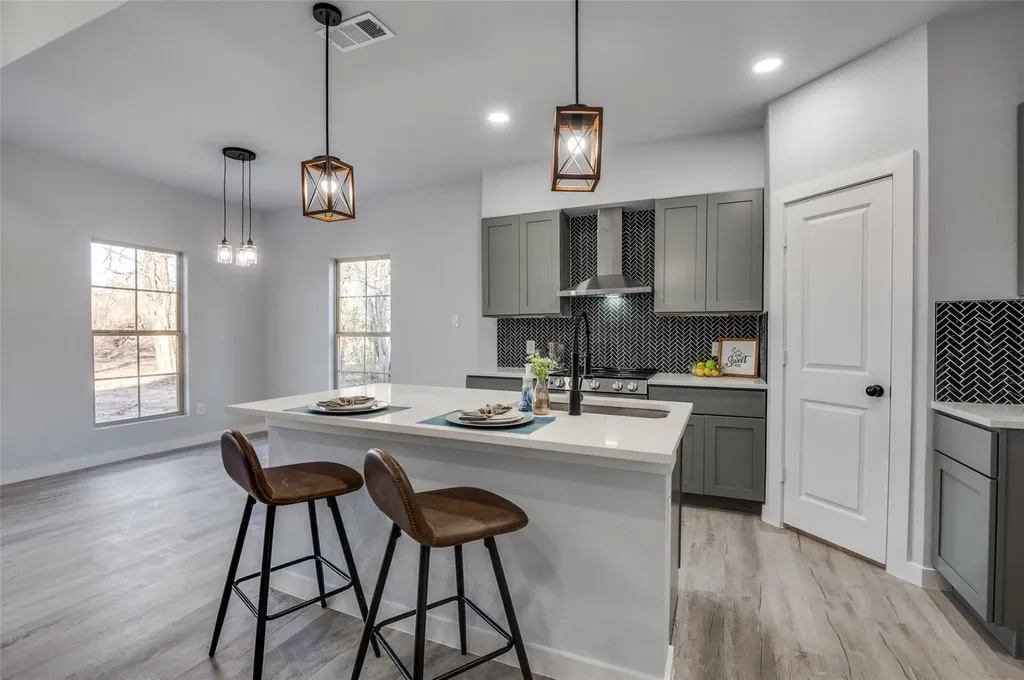 418 Kelly Lane Seven Points TX 75143
