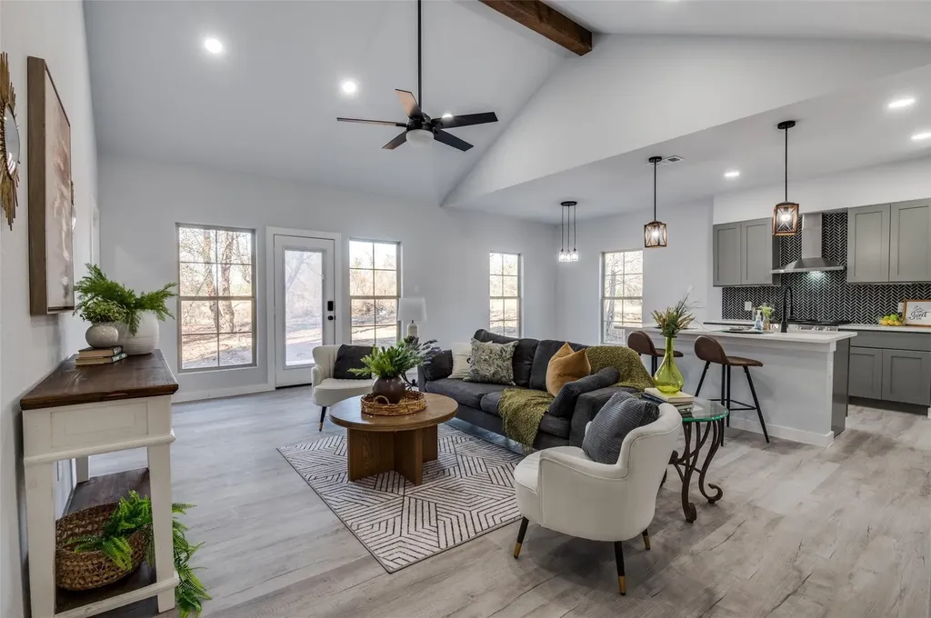 418 Kelly Lane Seven Points TX 75143