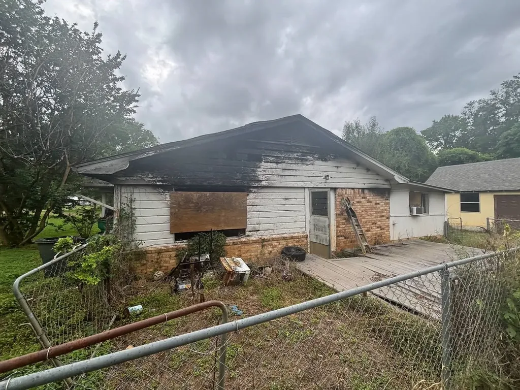 115 Shadycreek Drive Palestine TX 75801