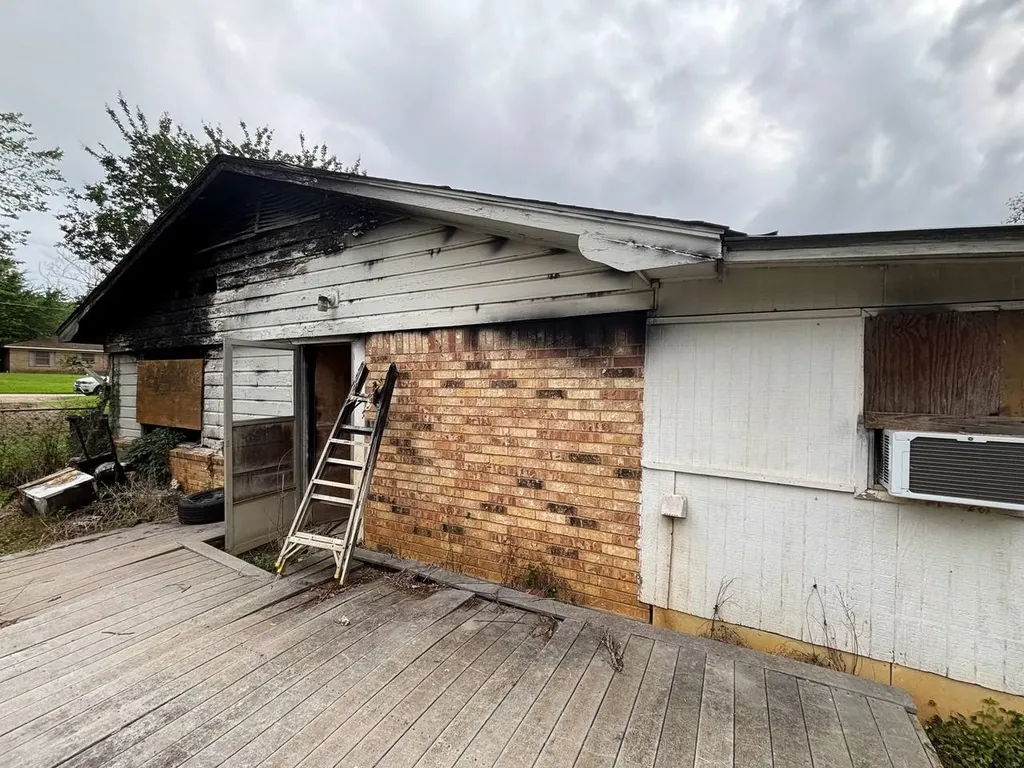 115 Shadycreek Drive Palestine TX 75801