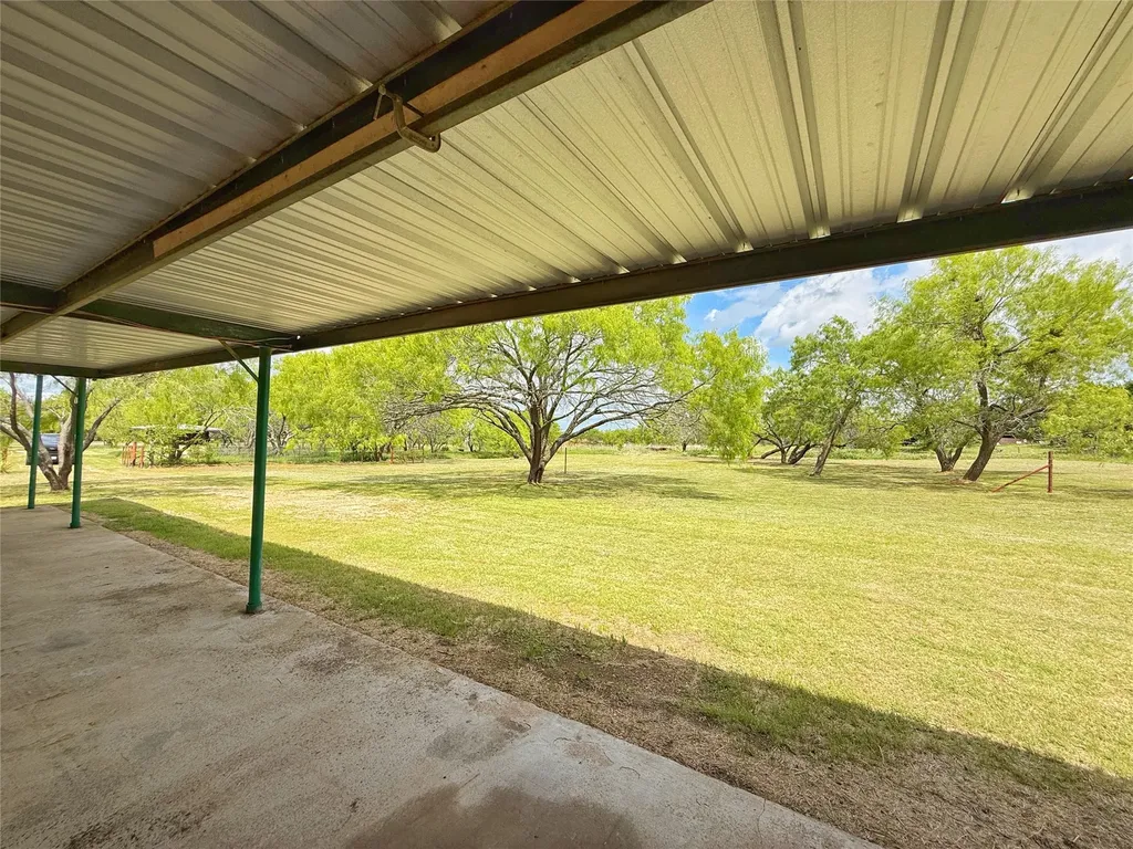1091 Withers Road Mineral Wells TX 76067