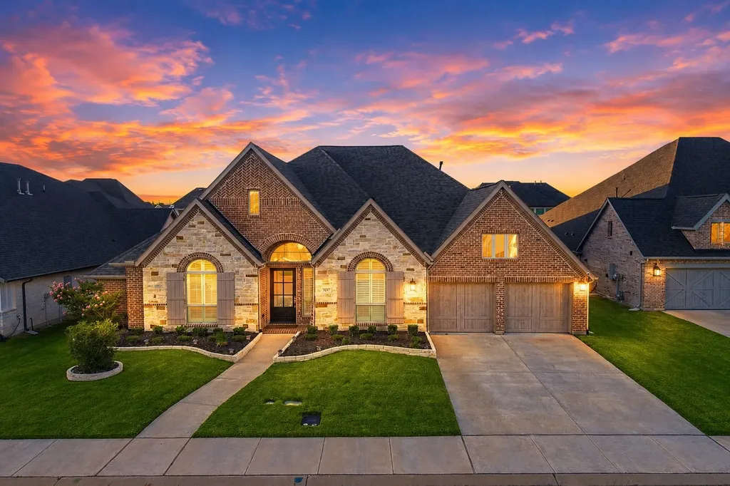 2837 Midlake Drive Midlothian TX 76065