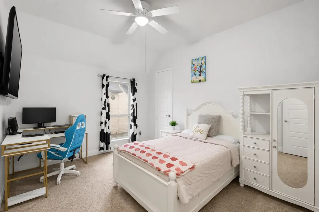 2837 Midlake Drive Midlothian TX 76065