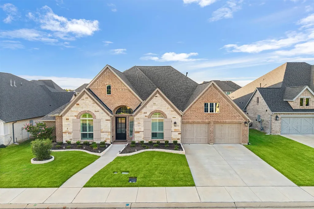2837 Midlake Drive Midlothian TX 76065