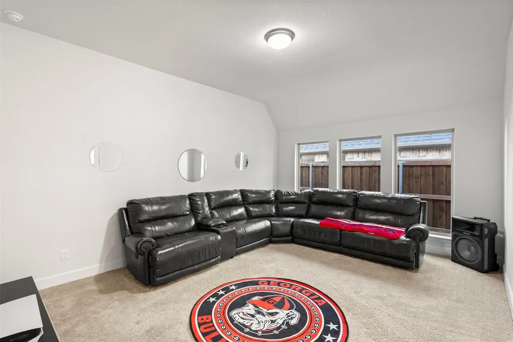 2837 Midlake Drive Midlothian TX 76065