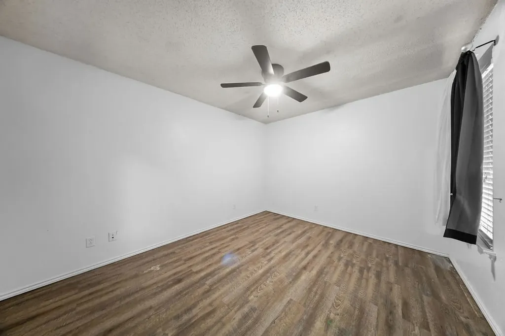 5501 Stoney Glen Drive Mesquite TX 75150