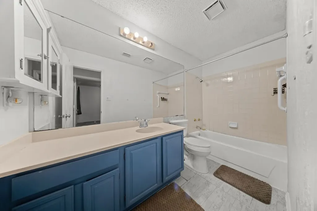 5501 Stoney Glen Drive Mesquite TX 75150