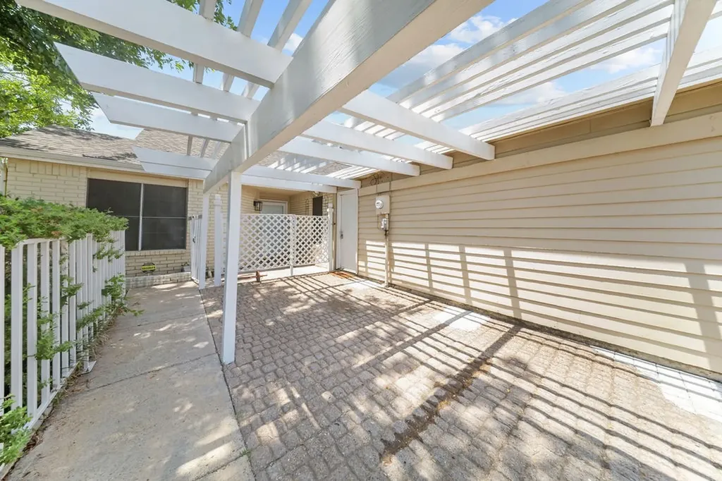 5501 Stoney Glen Drive Mesquite TX 75150