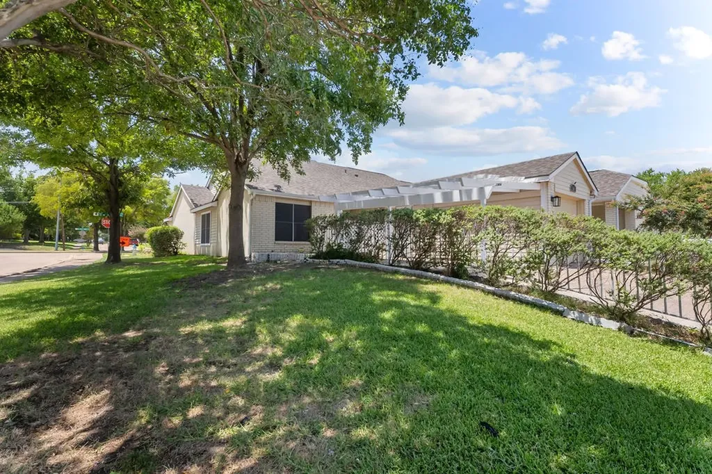 5501 Stoney Glen Drive Mesquite TX 75150
