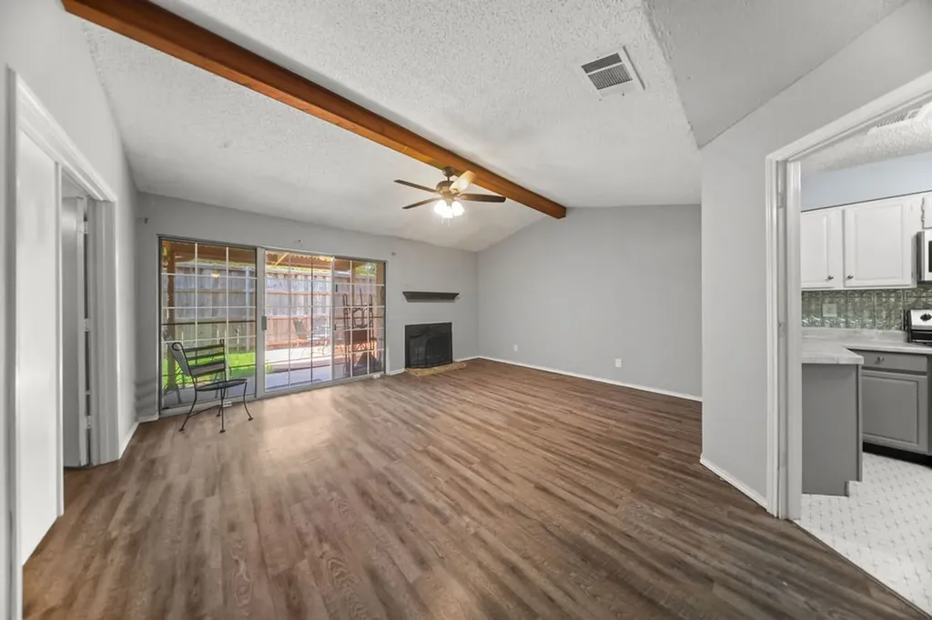 5501 Stoney Glen Drive Mesquite TX 75150