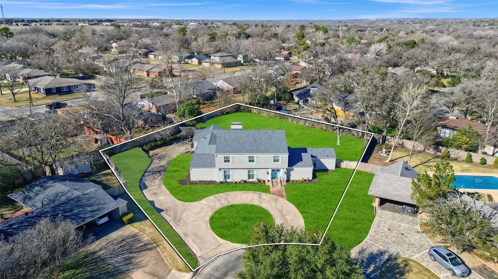 1016 Crestview Drive Sherman TX 75092