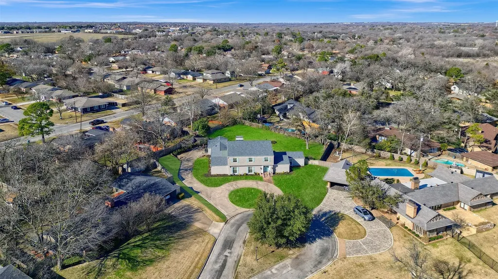 1016 Crestview Drive Sherman TX 75092
