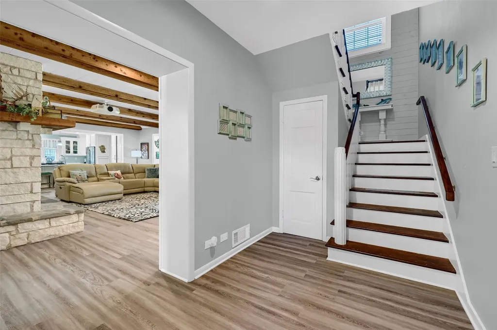 1016 Crestview Drive Sherman TX 75092