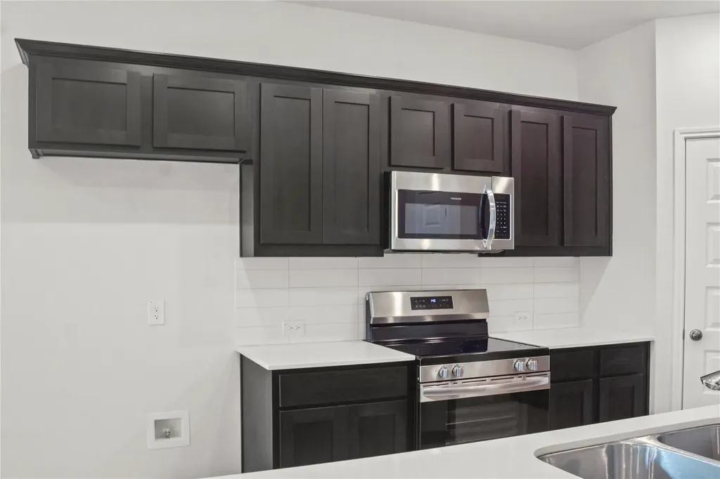 406 Saddle Lane Denton TX 76205