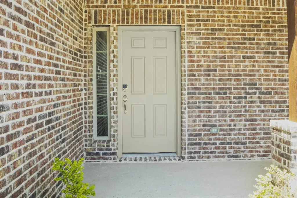 406 Saddle Lane Denton TX 76205