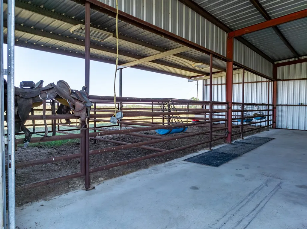 902 Mockingbird Lane Moody TX 76557