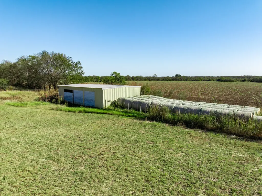 902 Mockingbird Lane Moody TX 76557