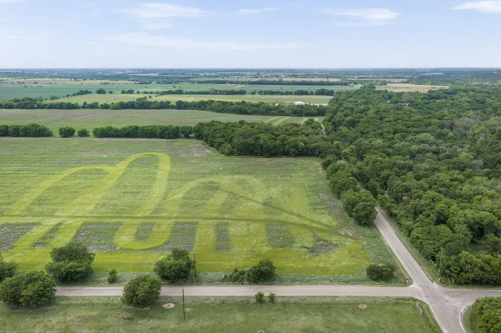 7811 (Lot 10, Blk 1) County Road 1106 Rio Vista TX 76093