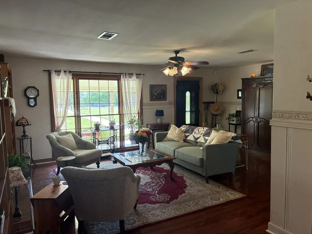 408 S Porter Street Lampasas TX 76550