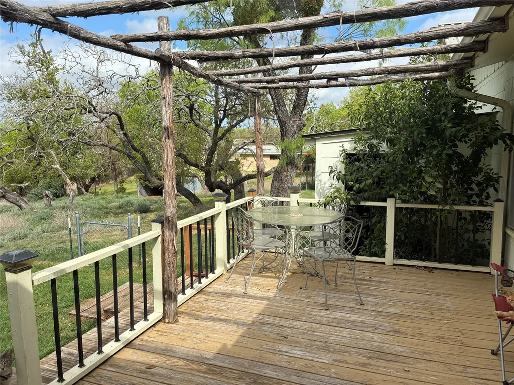 408 S Porter Street Lampasas TX 76550