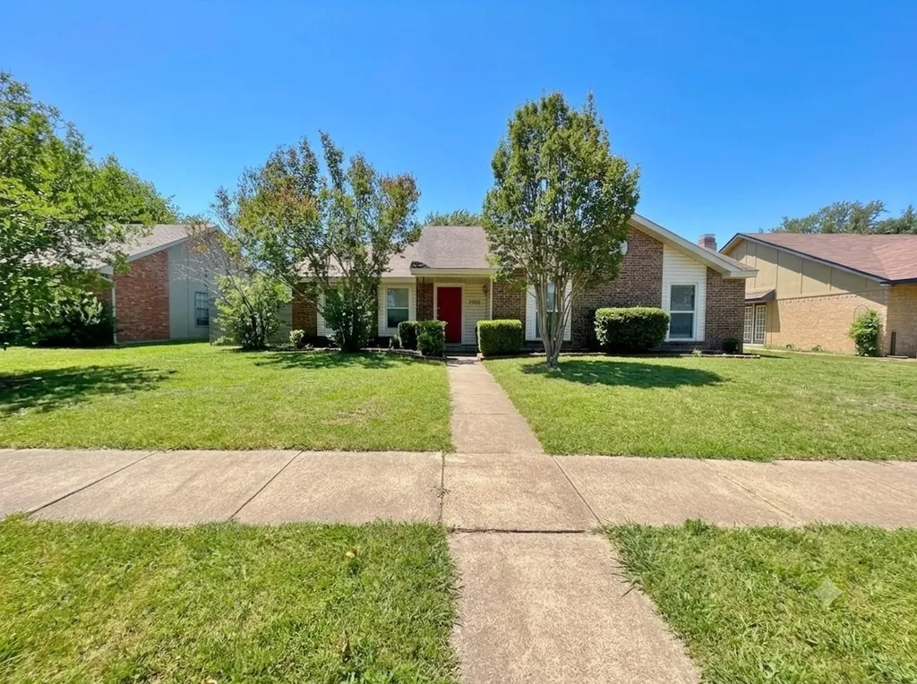 1308 Mistywood Lane Allen TX 75002