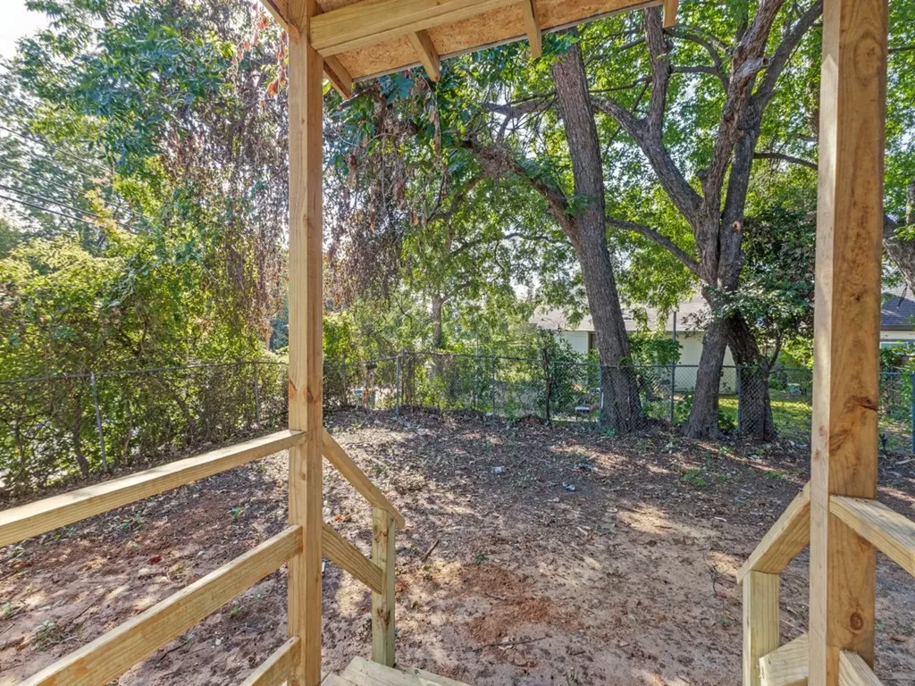 2642 Eugene Street Dallas TX 75215
