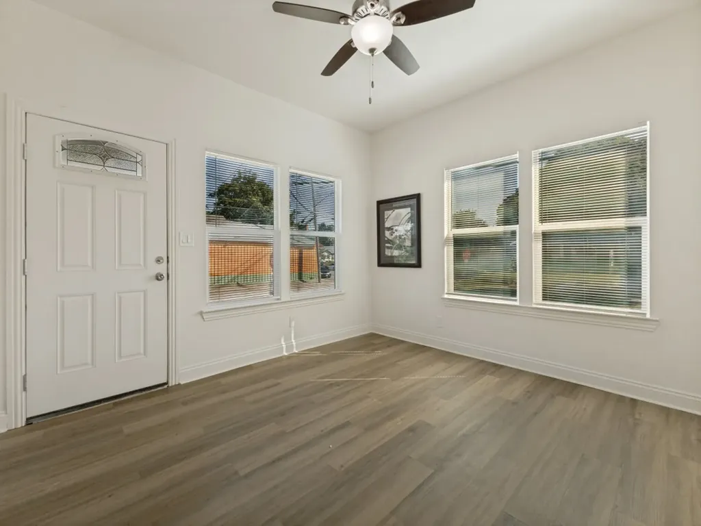 2642 Eugene Street Dallas TX 75215