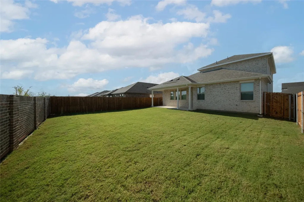 3421 Longfellow Avenue Anna TX 75409