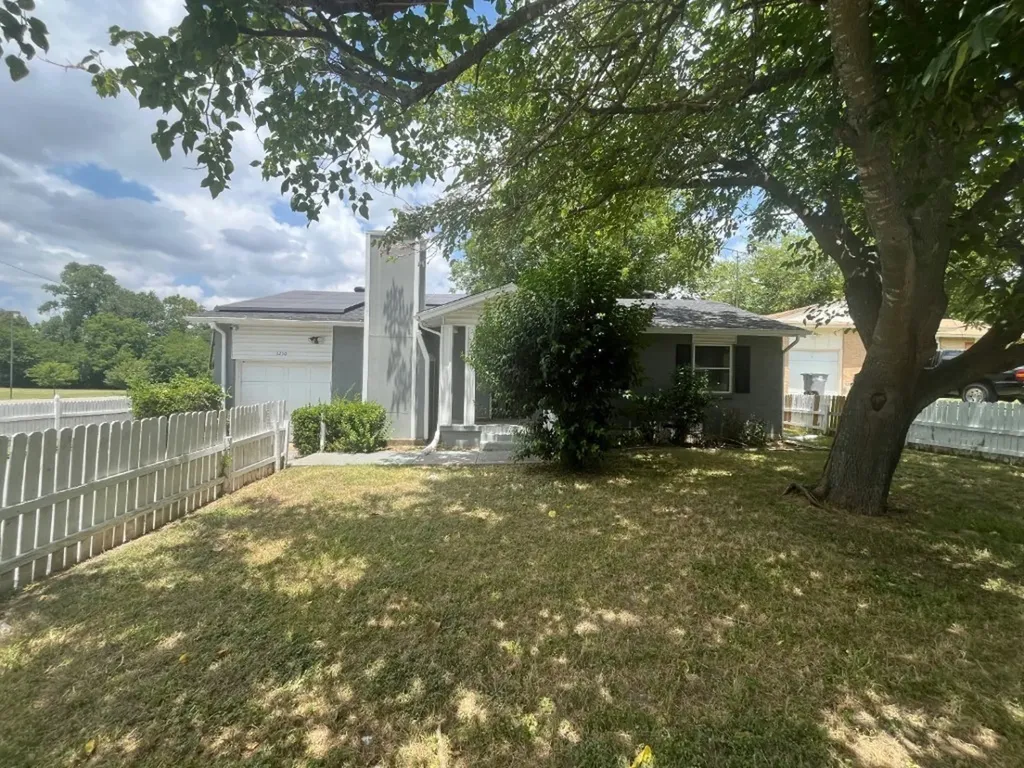 3250 Highland Woods Circle Dallas TX 75241
