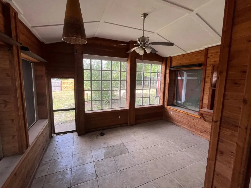 3250 Highland Woods Circle Dallas TX 75241