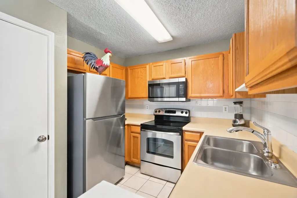 4837 Thistledown Drive Fort Worth TX 76137