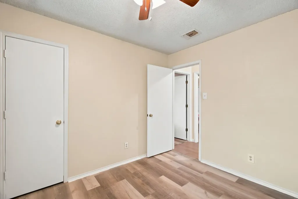4837 Thistledown Drive Fort Worth TX 76137