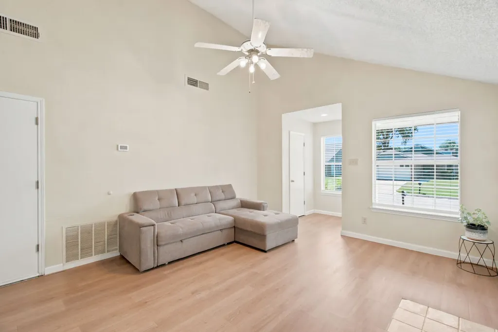 4837 Thistledown Drive Fort Worth TX 76137