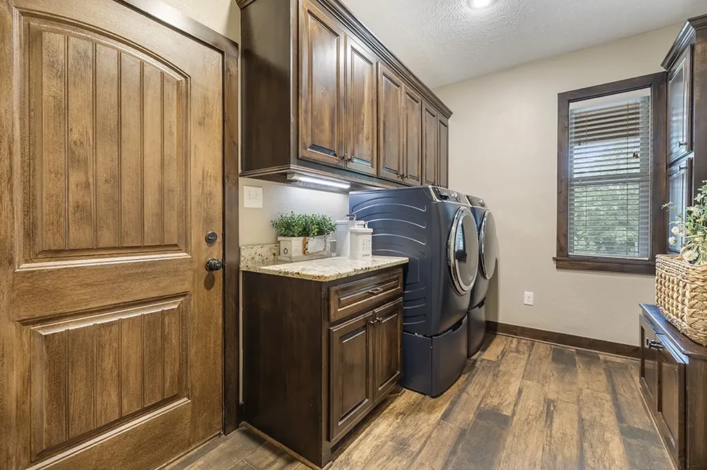1408 Pine Wilderness Drive Queen City TX 75572