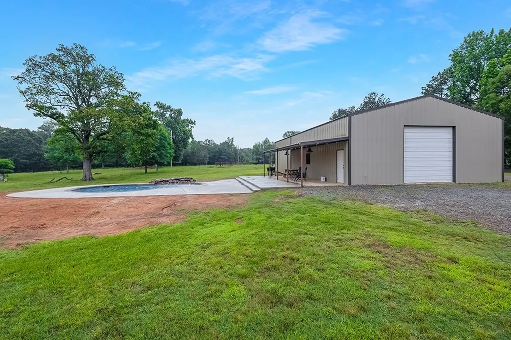 1408 Pine Wilderness Drive Queen City TX 75572