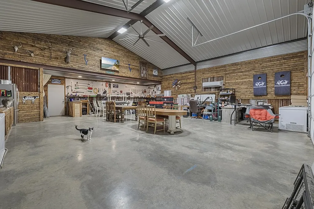 1408 Pine Wilderness Drive Queen City TX 75572