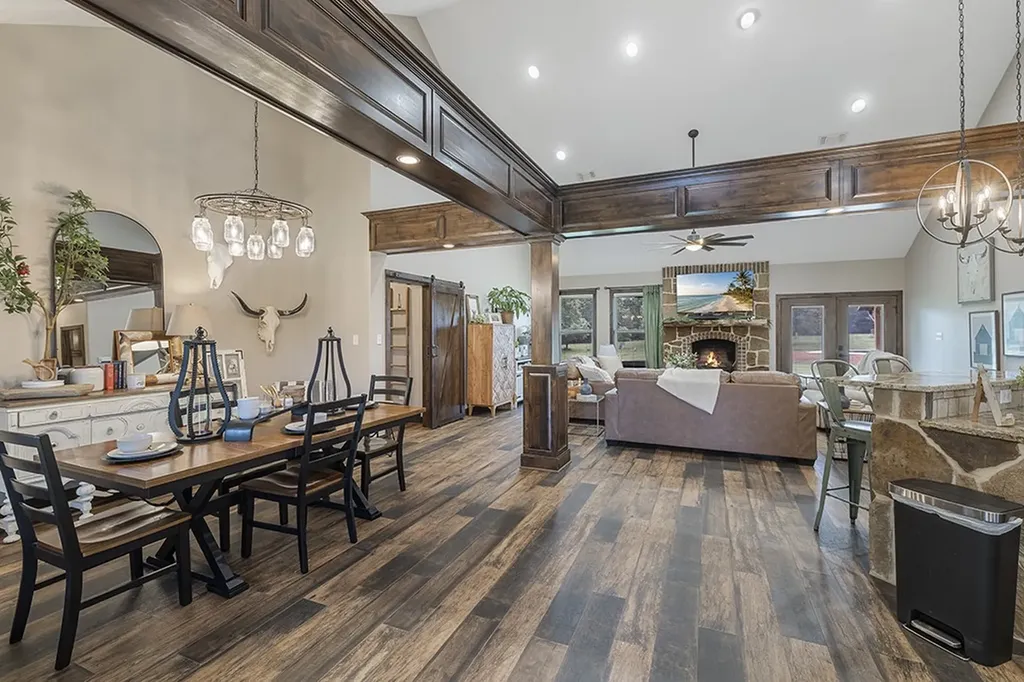 1408 Pine Wilderness Drive Queen City TX 75572