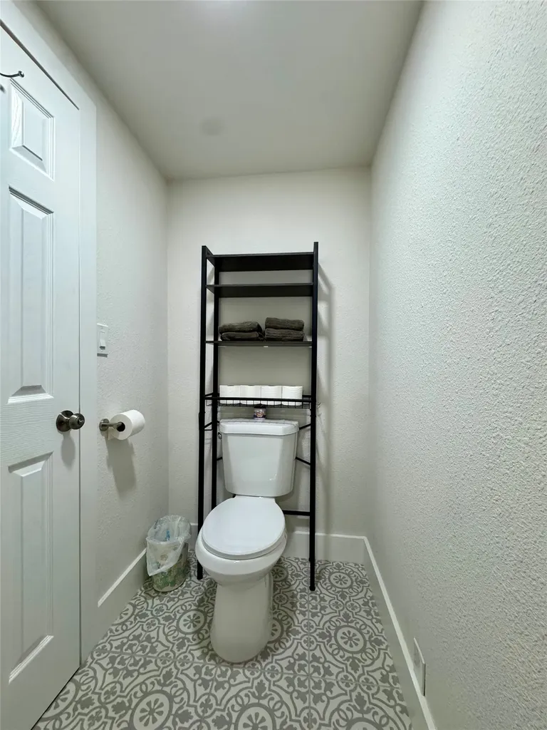 889 Quail Creek Circle Pottsboro TX 75076
