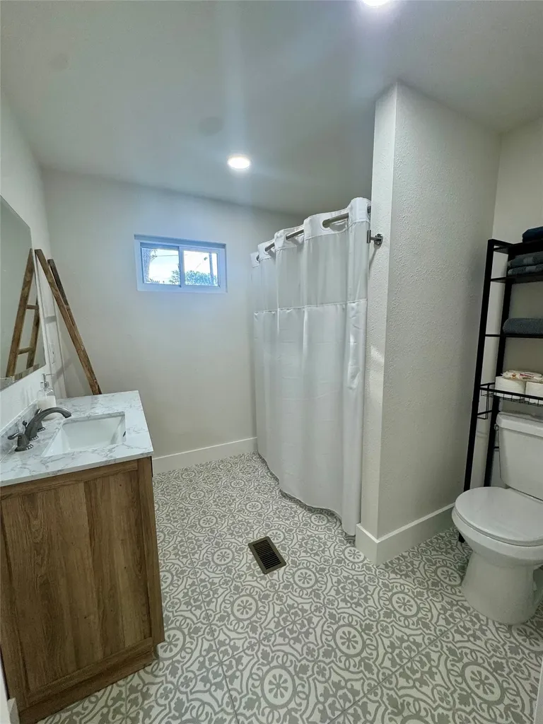 889 Quail Creek Circle Pottsboro TX 75076