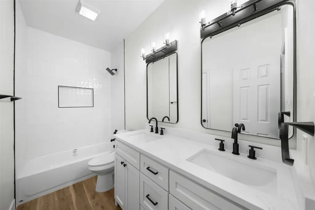 3016 Deer Trail Mckinney TX 75071