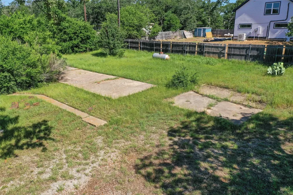 1102 Maple Drive Bartonville TX 76226