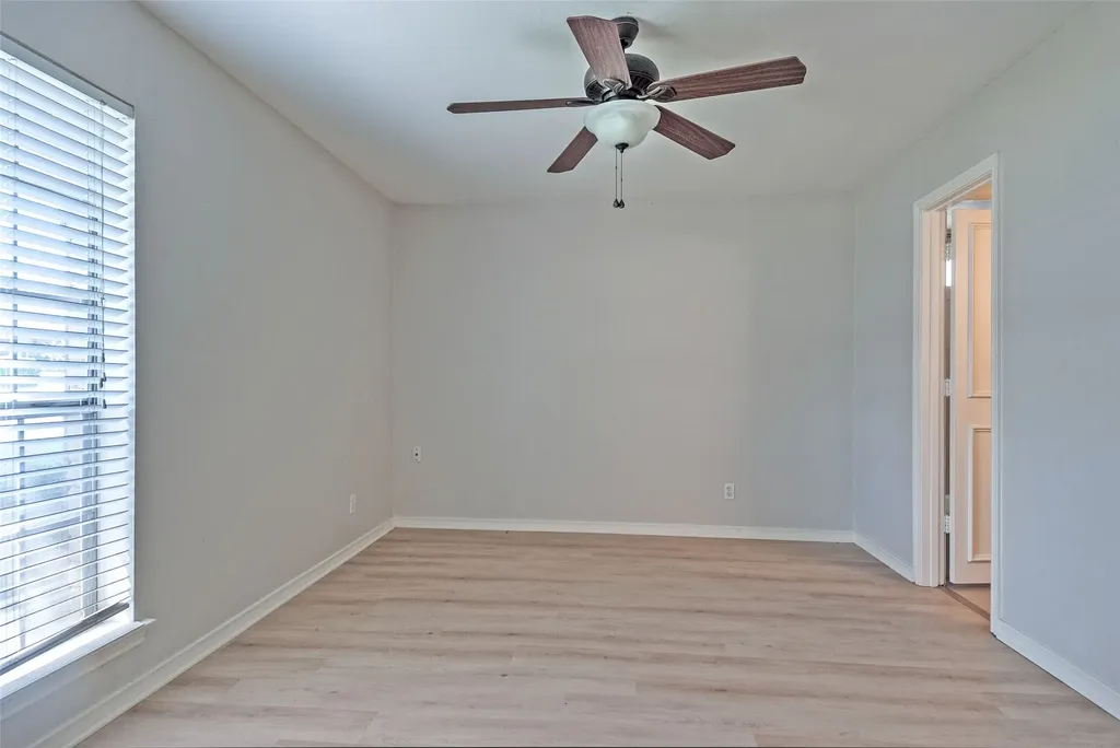 10679 Sandpiper Lane Dallas TX 75230